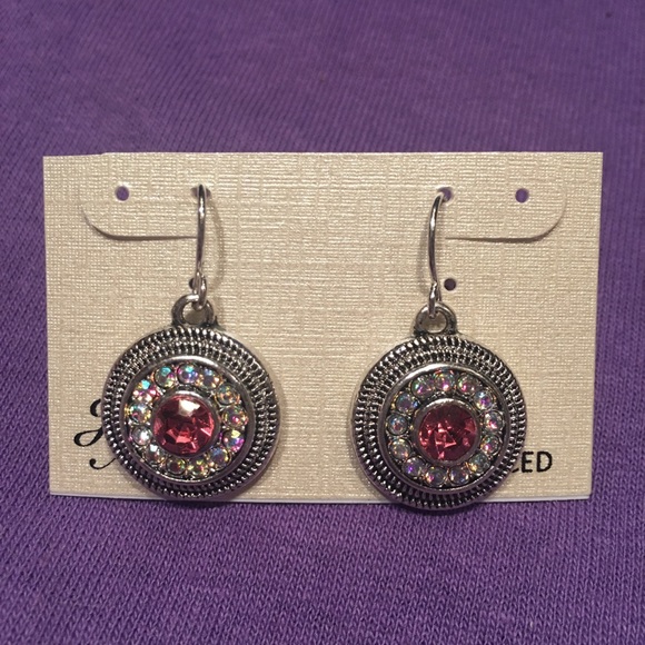 Gorgeous Pink & multi color earrings NWT - Picture 1 of 7